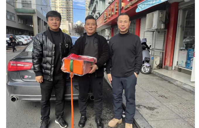 水晶光電開展春節(jié)前走訪慰問活動(dòng)